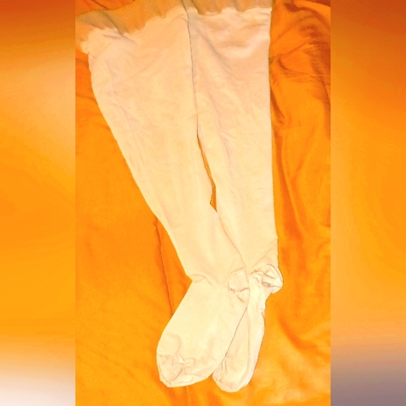 Womans Tan Compression Socks - Picture 2 of 4